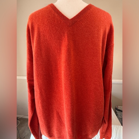 Gorgeous Deep Orange Cashmere V-Neck, Men’s XL. - Picture 6 of 8